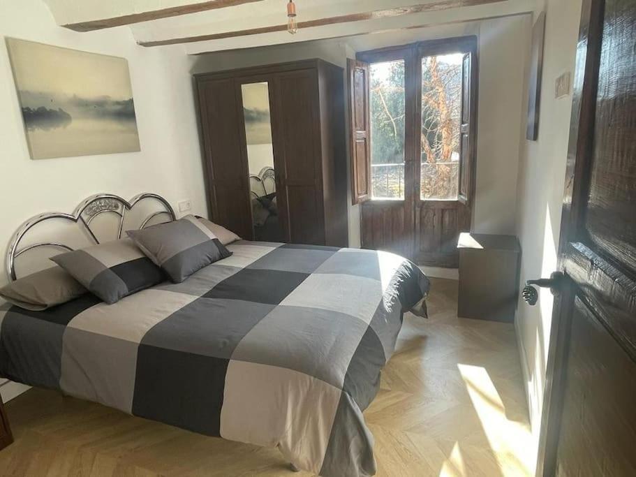 Acogedora Casa Con Patio-Parking Villa Albarracin Ngoại thất bức ảnh