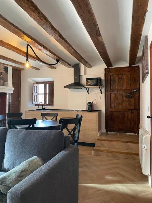 Acogedora Casa Con Patio-Parking Villa Albarracin Ngoại thất bức ảnh