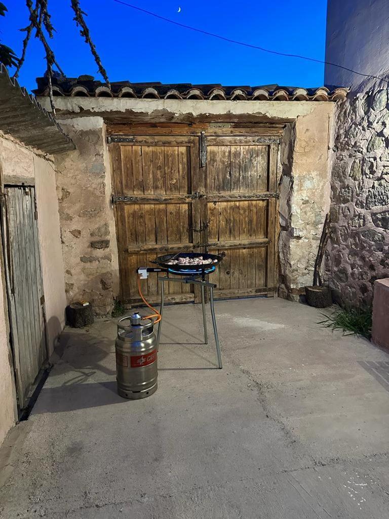 Acogedora Casa Con Patio-Parking Villa Albarracin Ngoại thất bức ảnh